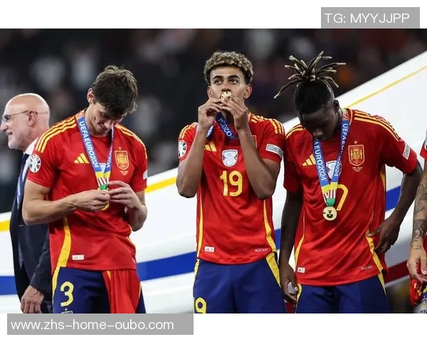 男足苦苦挣扎女足辉煌夺冠世预赛首支出局球队引发热议